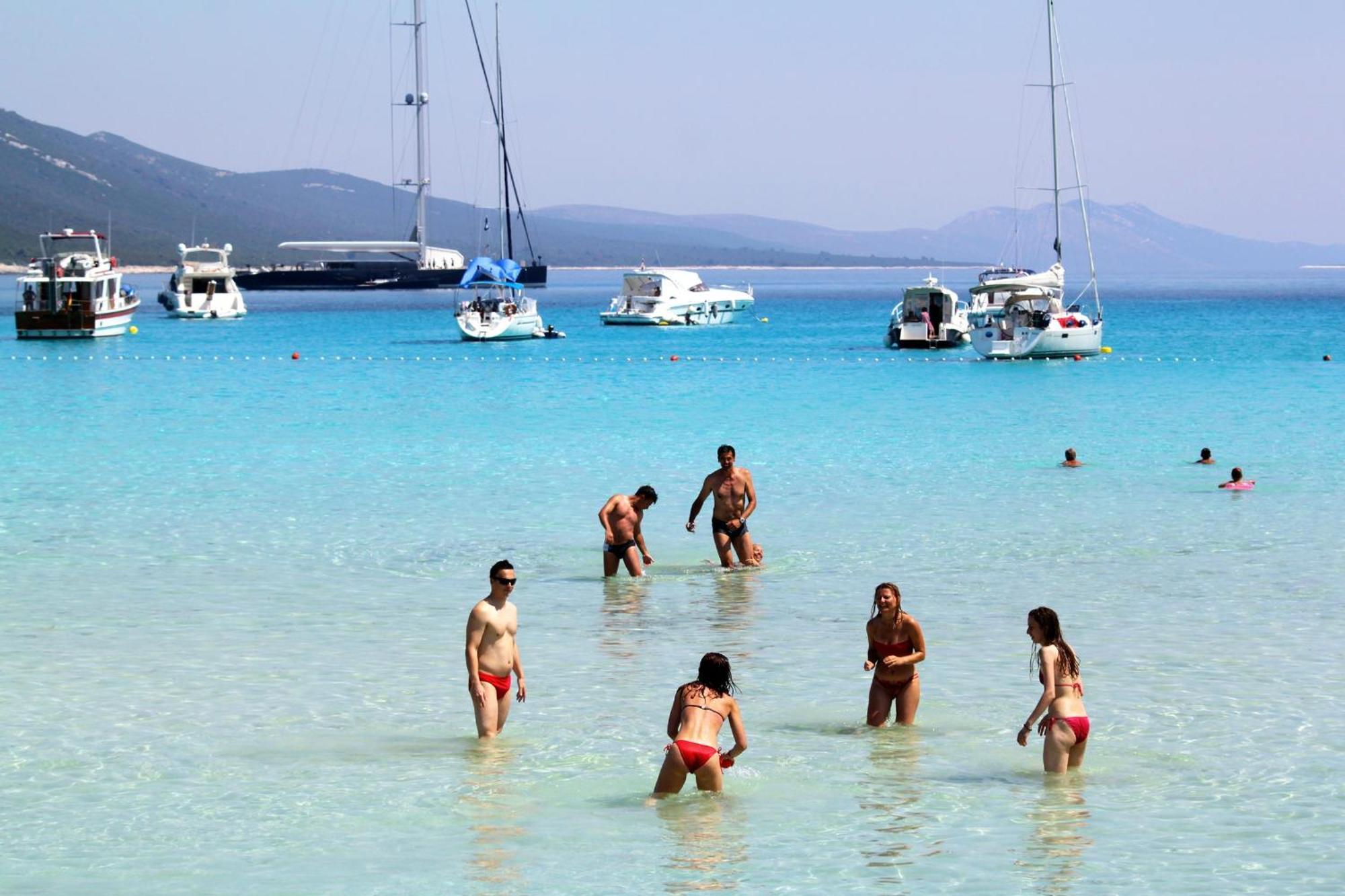 Apartments With A Parking Space Sali, Dugi Otok - 8084 מראה חיצוני תמונה